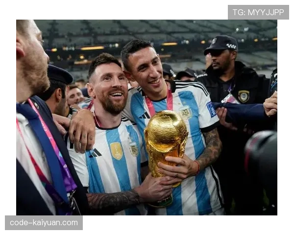 安赫尔·迪马利亚：从阿根廷联赛到欧洲赛场的生涯轨迹解析